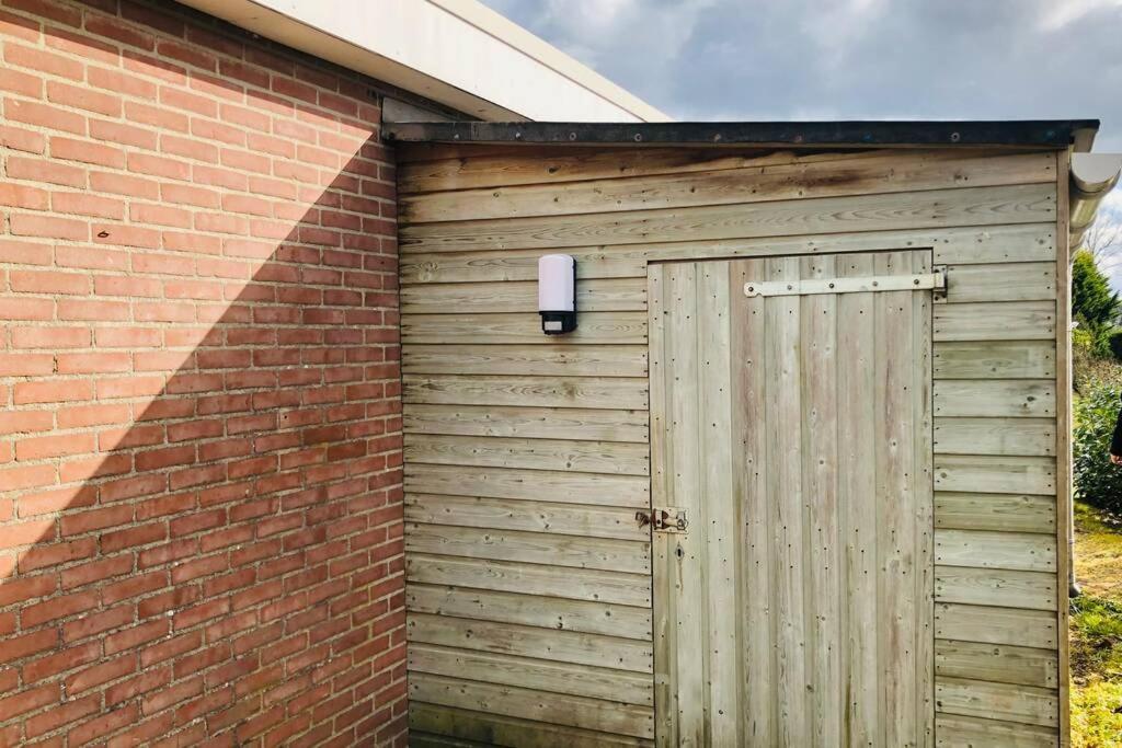 Vakantiebungalow In Bosrijke Omgeving Luttenberg Villa Exterior foto